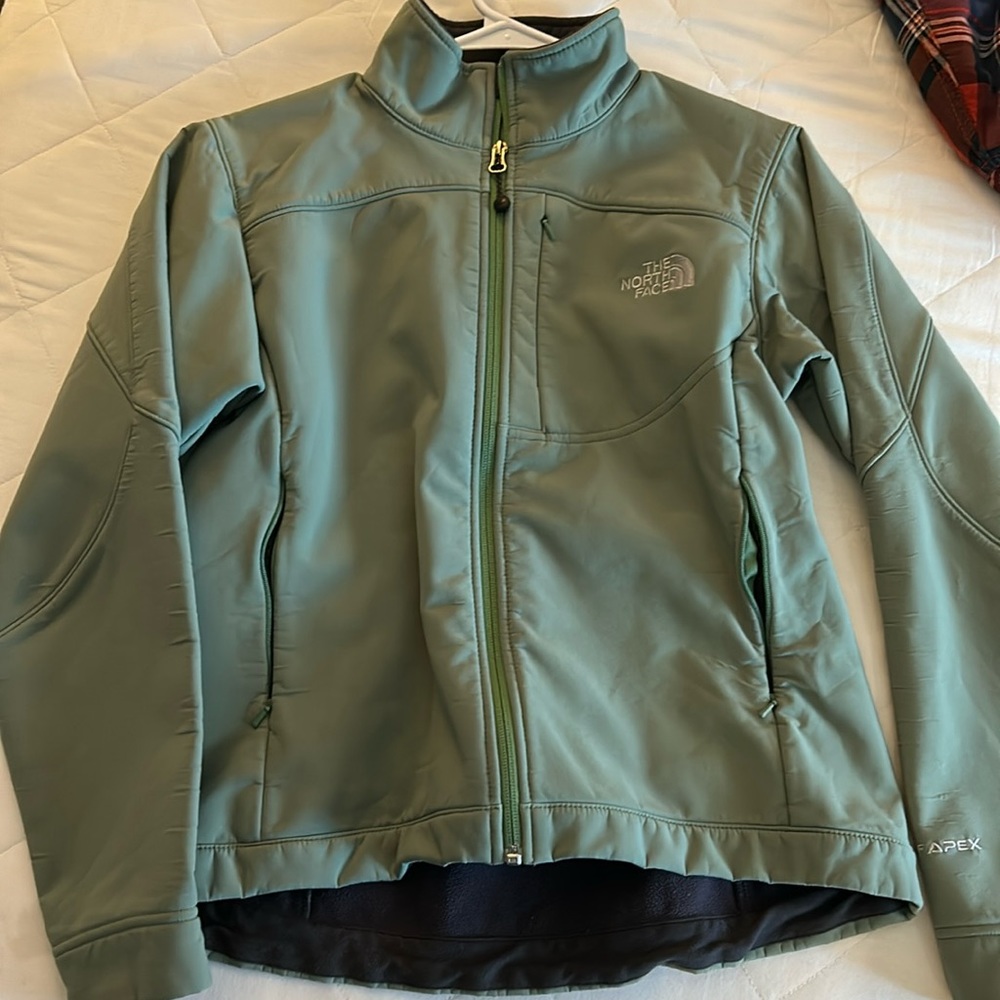 Green North Face Softshell
